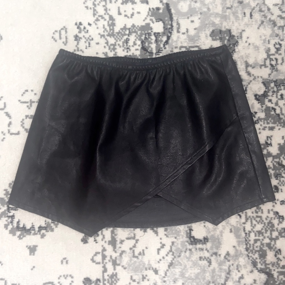 Faux leather skort (with shorts)